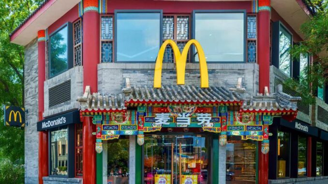 McDonald’s que fue comprada por una empresa de capital China planea abrir 10.000 locales